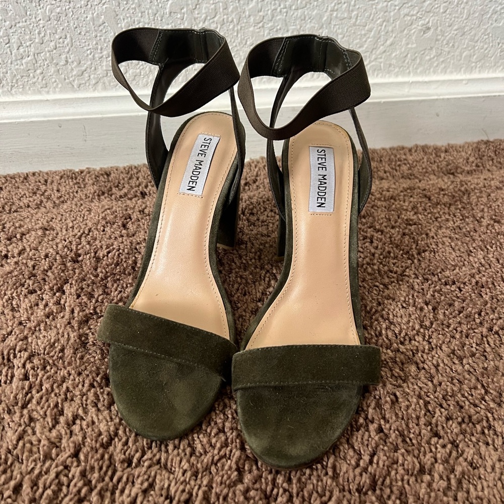 Steve Madden Celebrate Olive Heels
